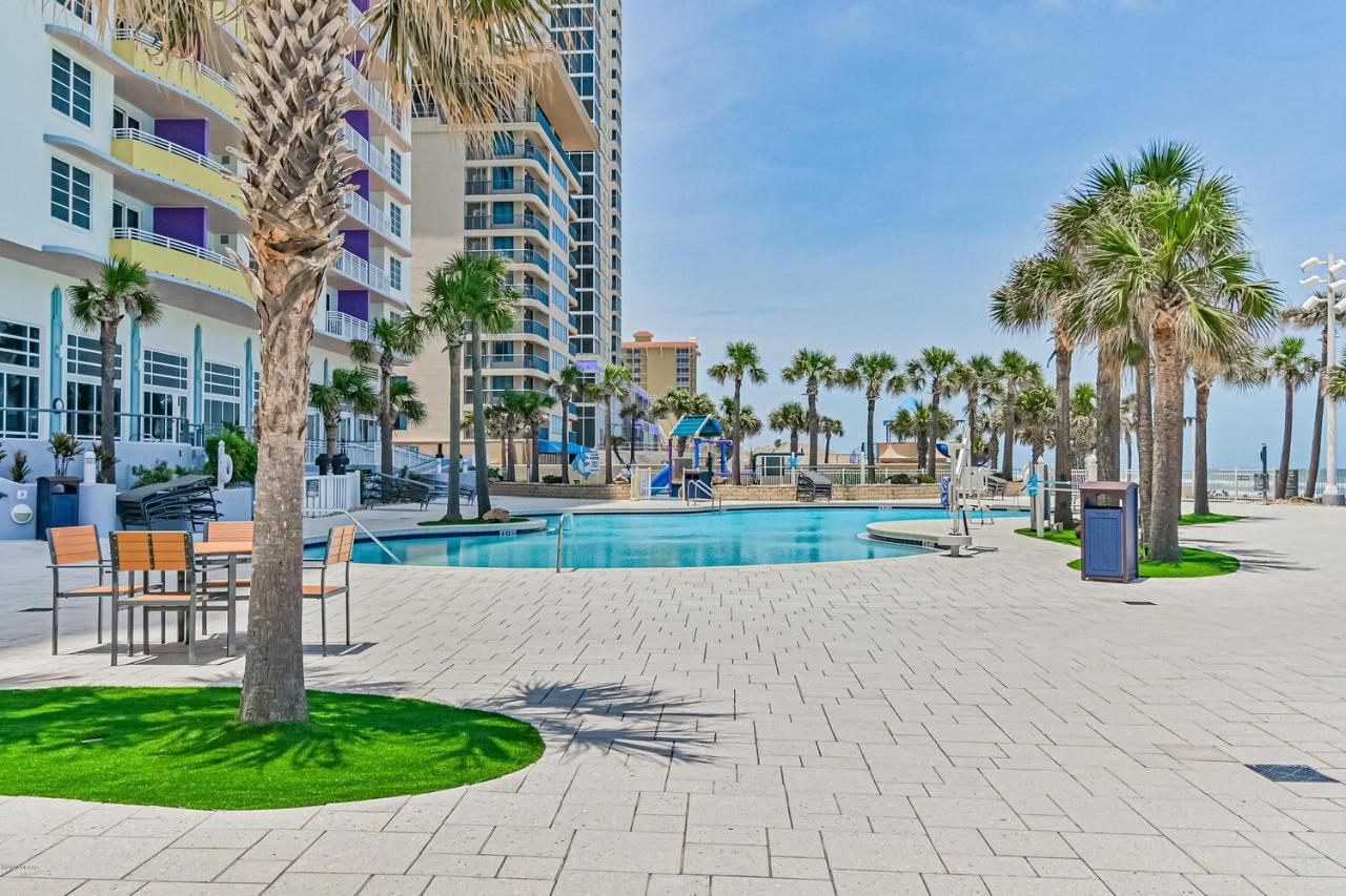 Vacation In Comfort And Luxury - 1br Direct Oceanfront - Wyndham Ocean Walk -1302 Apartment