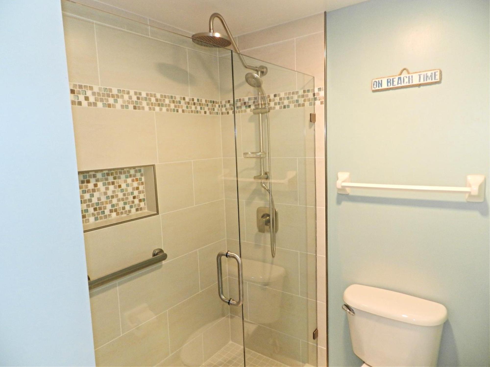 Vacation In Comfort And Luxury - 1br Direct Oceanfront - Wyndham Ocean Walk -1302 *