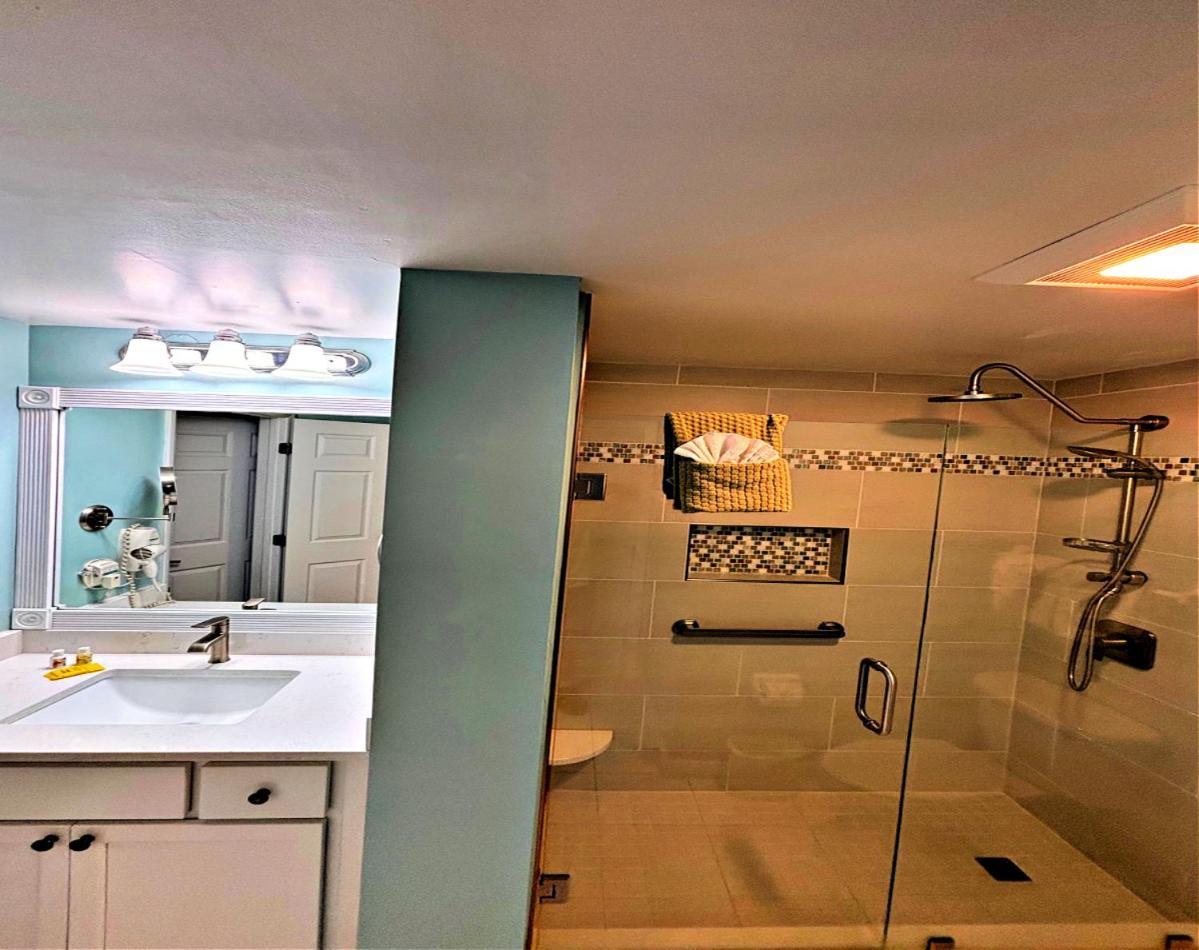 Vacation In Comfort And Luxury - 1br Direct Oceanfront - Wyndham Ocean Walk -1302 Apartment